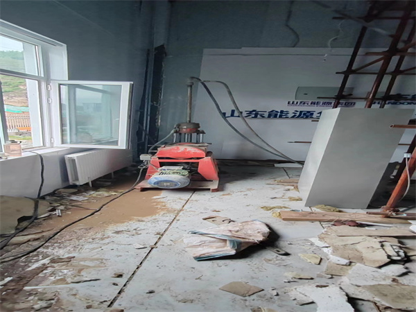 鼎城地基基础下沉墙体裂缝加固注浆顶升施工